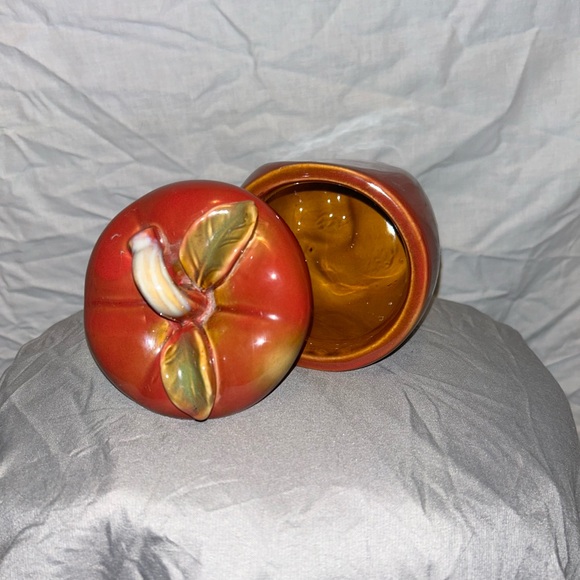 ❤️ 2 Set Vintage Ceramic APPLE Kitchen Canister/Jar Container - Picture 11 of 14